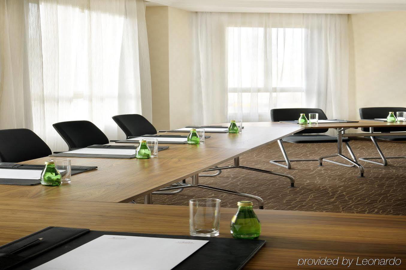 Marriott Executive Apartments Riyadh, Convention Center Perniagaan gambar